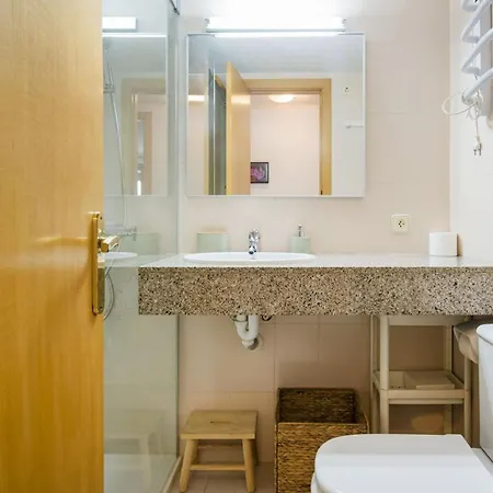Miquel 1 - Piso Con Parking Y Wifi En El Centro Apartament *
